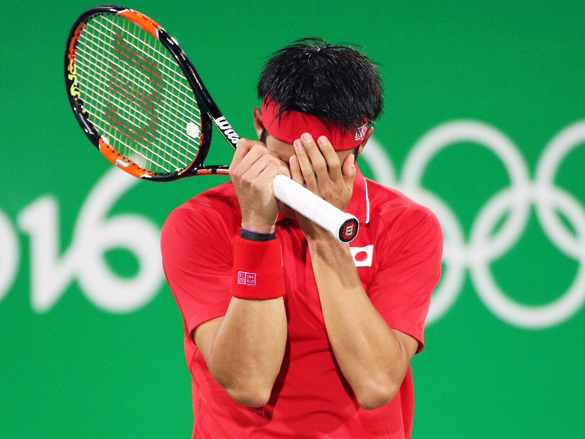リオ五輪でモンフィスに勝った錦織は感極まって涙した　photo by AFLO