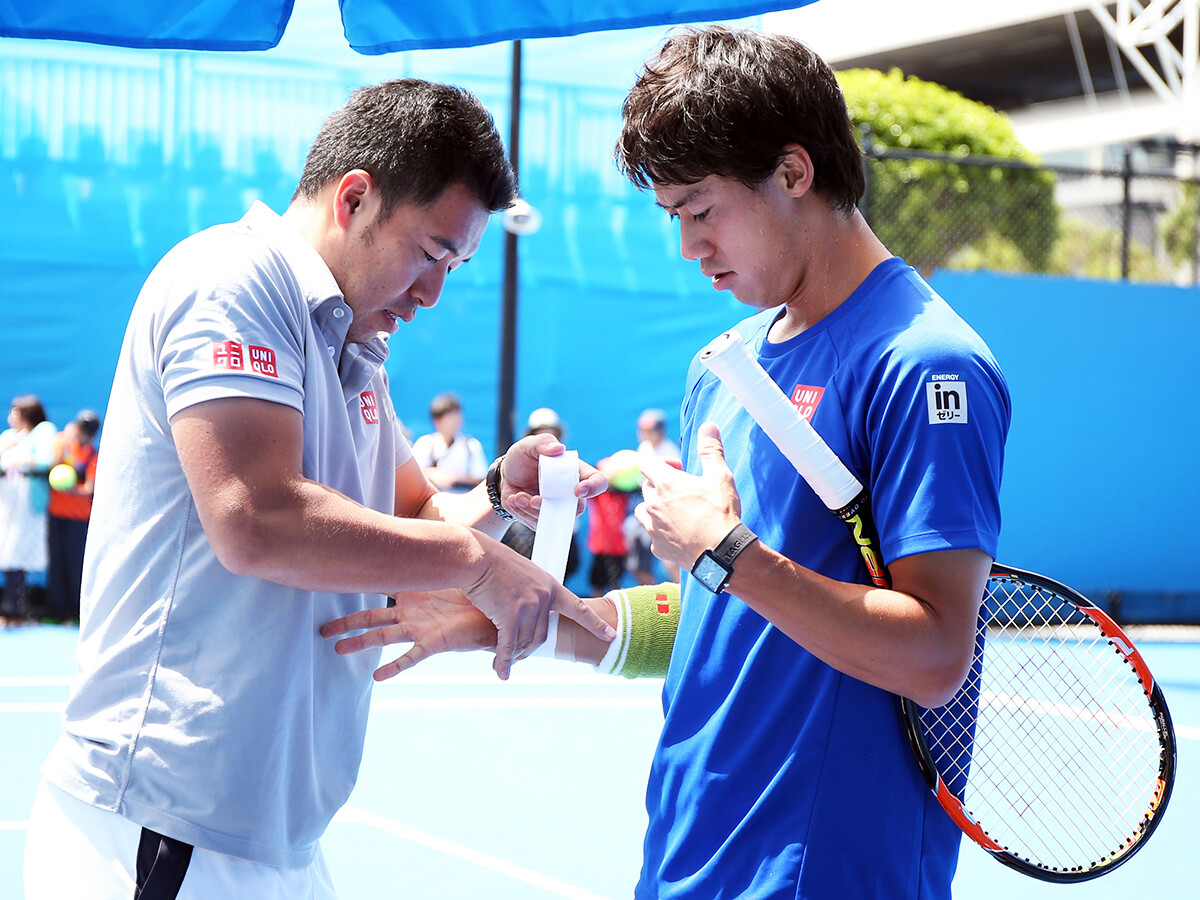 錦織圭を襲った手首のケガ　全盛期を支えたトレーナーは「いつかこのような事態が起きるのでは」と危惧していた