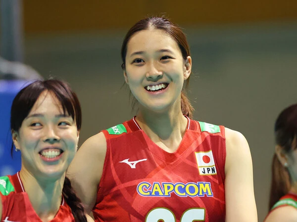 ネーションズリーグで活躍が光った佐藤（中央）　photo by YUTAKA/アフロスポーツ