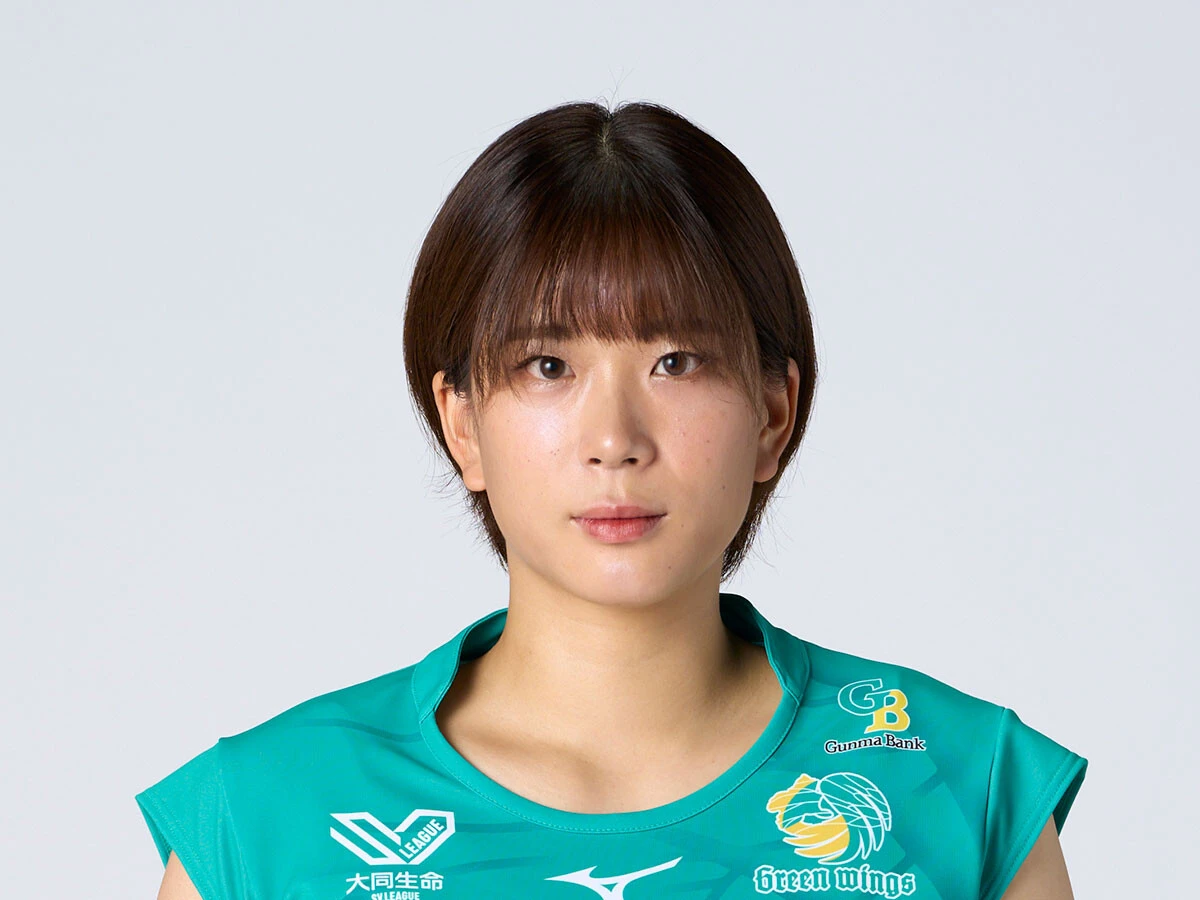 【女子バレー】群馬グリーンウイングス塩崎葵葉が振り返る、荒木絵里香との出会い 「将来有望！」のかけ声に導かれてSVリーガーに
