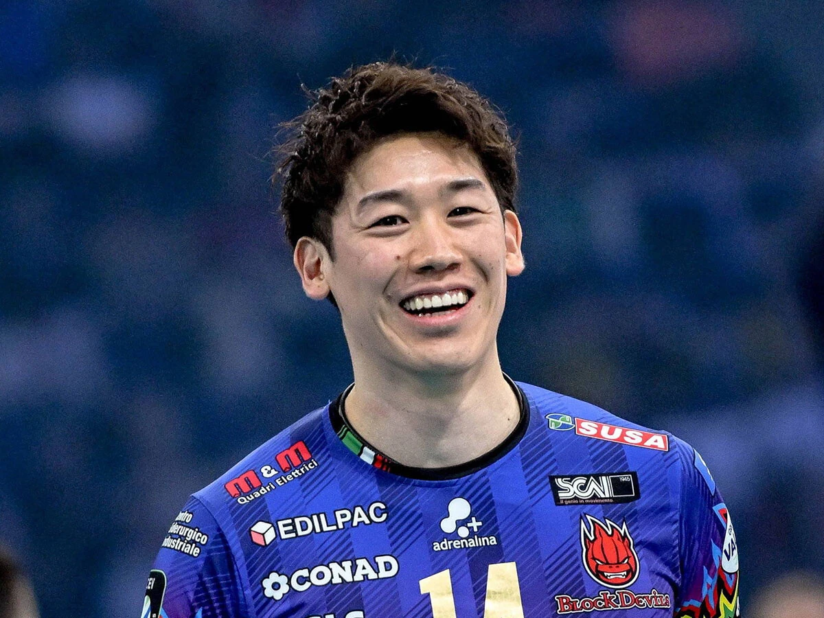 日本男子バレーの主将・石川祐希が語る、国際大会で「ベスト４」を目指す理由　「それがロス五輪でのメダル獲得という目標につながる」
