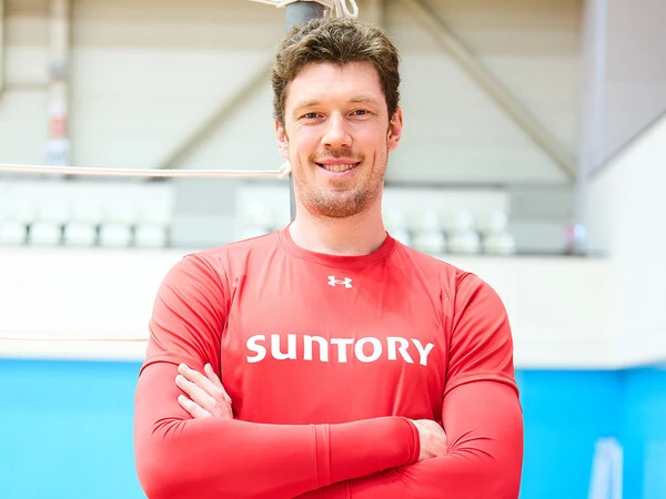 穏やかな笑顔で撮影に応じるドミトリー・ムセルスキーphoto by Shogo Murakami