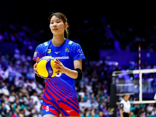 優勝を決めたファイナルでもハイボールを思いきり打ち込んでいた北窓絢音（SAGA久光スプリングス） photo by Sunao Noto（a presto）