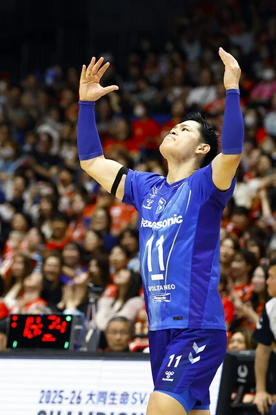 サントリーサンバーズ大阪を下し、今季のSVリーグ王者となった大阪ブルテオンの西田有志 photo by Sunao Noto（a presto）