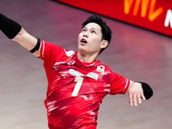 代表活動の休養を経て復帰した西田有志 photo by FIVB