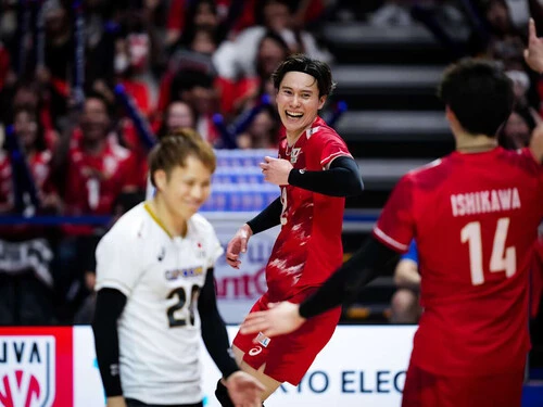 イタリア戦で両チーム最多の得点を記録した髙橋藍　photo by FIVB