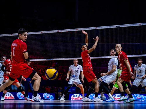 スロベニアに敗れ、ネーションズリーグを４位で終えた日本 photo by FIVB