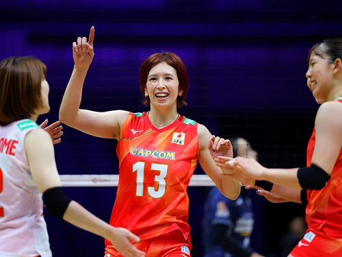 出場したイラン戦で、ブロックで３得点を挙げた山口真季 photo by JVA／AFLO