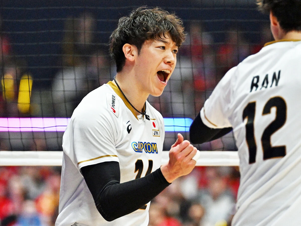 石川祐希はオリンピック出場権をつかみ取ることができるか　photo by AFLO