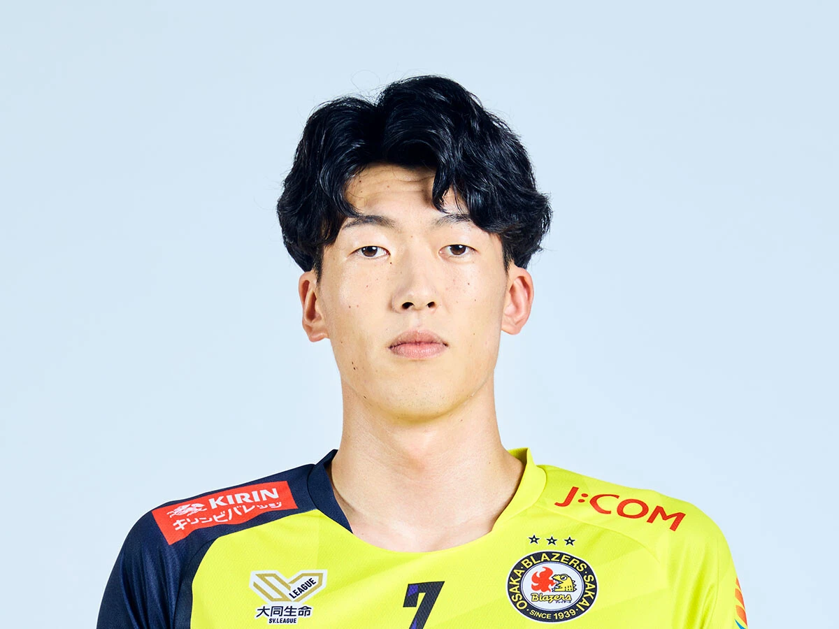 【男子バレー】堺ブレイザーズの山根大幸が振り返る"バレーにハマる瞬間" 中央大学ではライバルと「バチバチ」で成長