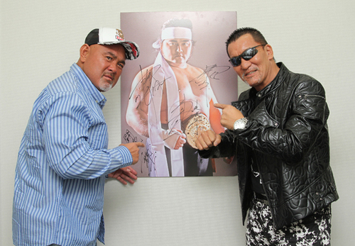 武藤敬司（左）と蝶野正洋（右）が「闘魂三銃士」について語りあった