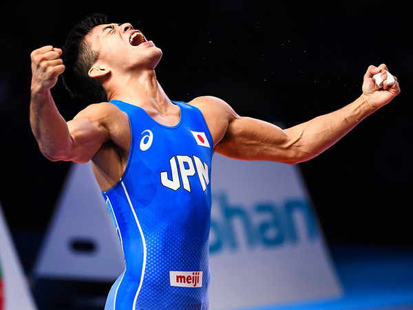 日本が苦戦を強いられるなか、文田健一郎が金メダルを獲得
