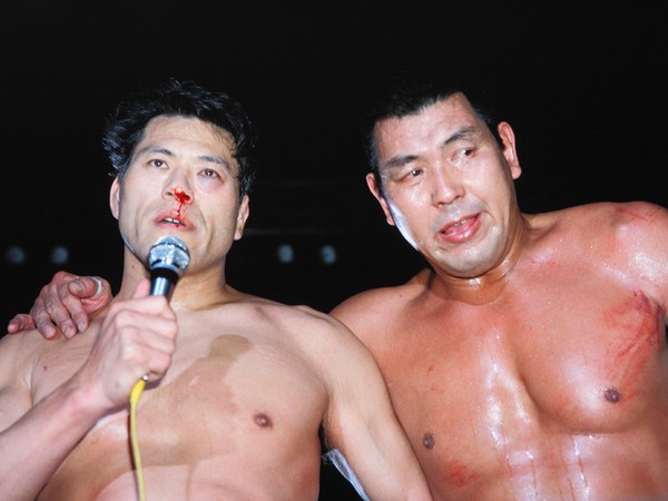 昭和の新日本プロレスを支えたアントニオ猪木（左）と坂口征二（右）