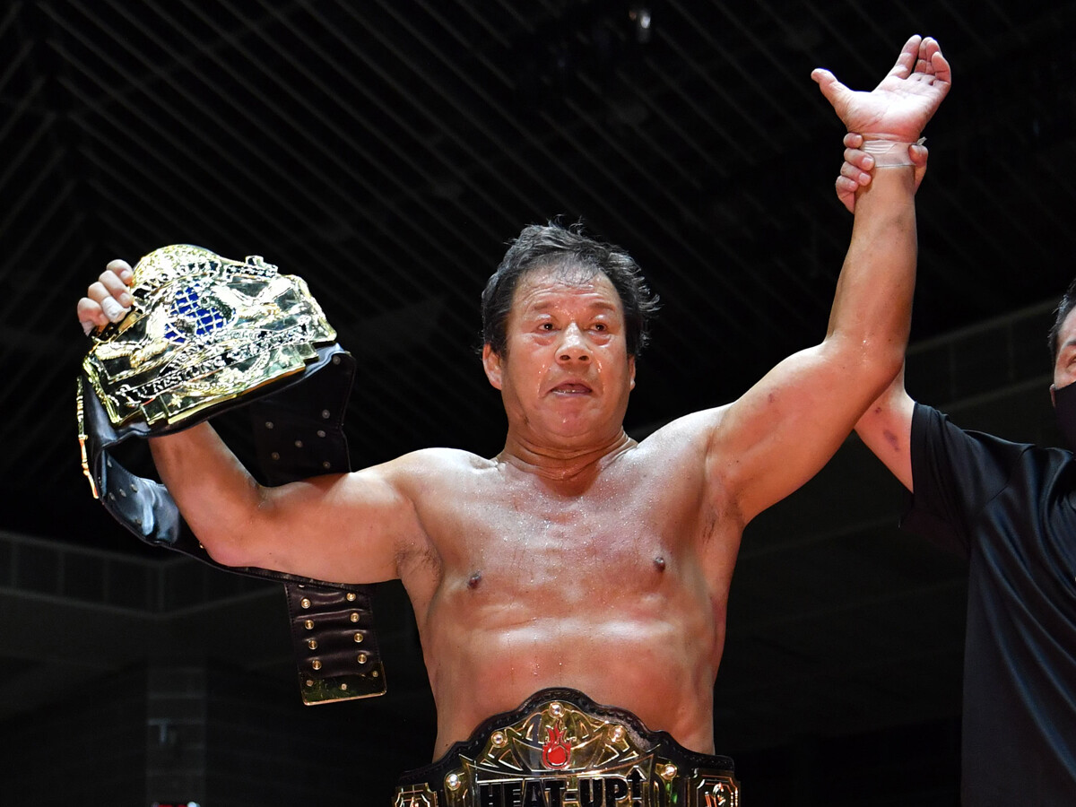 藤波辰爾が50年目の新技と鋼の肉体へのこだわりを明かす。「僕のレスラーとしての命は黒のショートタイツ」