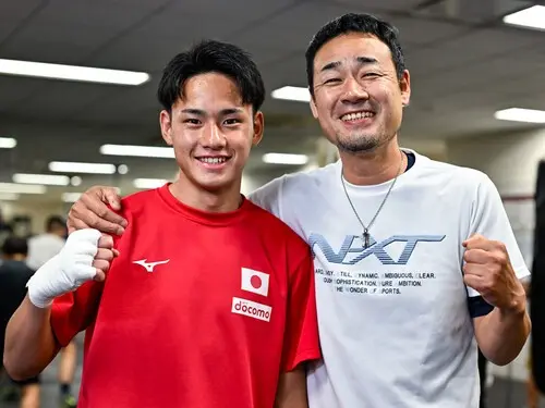 父・伸克さん（右）との絆は、深いものがある　photo by Yamaguchi Hiroaki