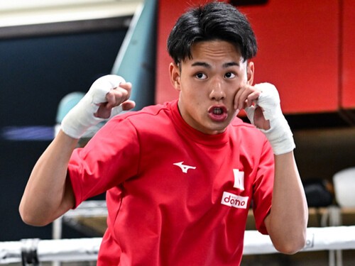 断固たる決意でプロボクシングの道を選んだ19歳の坂井優太　photo by Yamaguchi Hiroaki