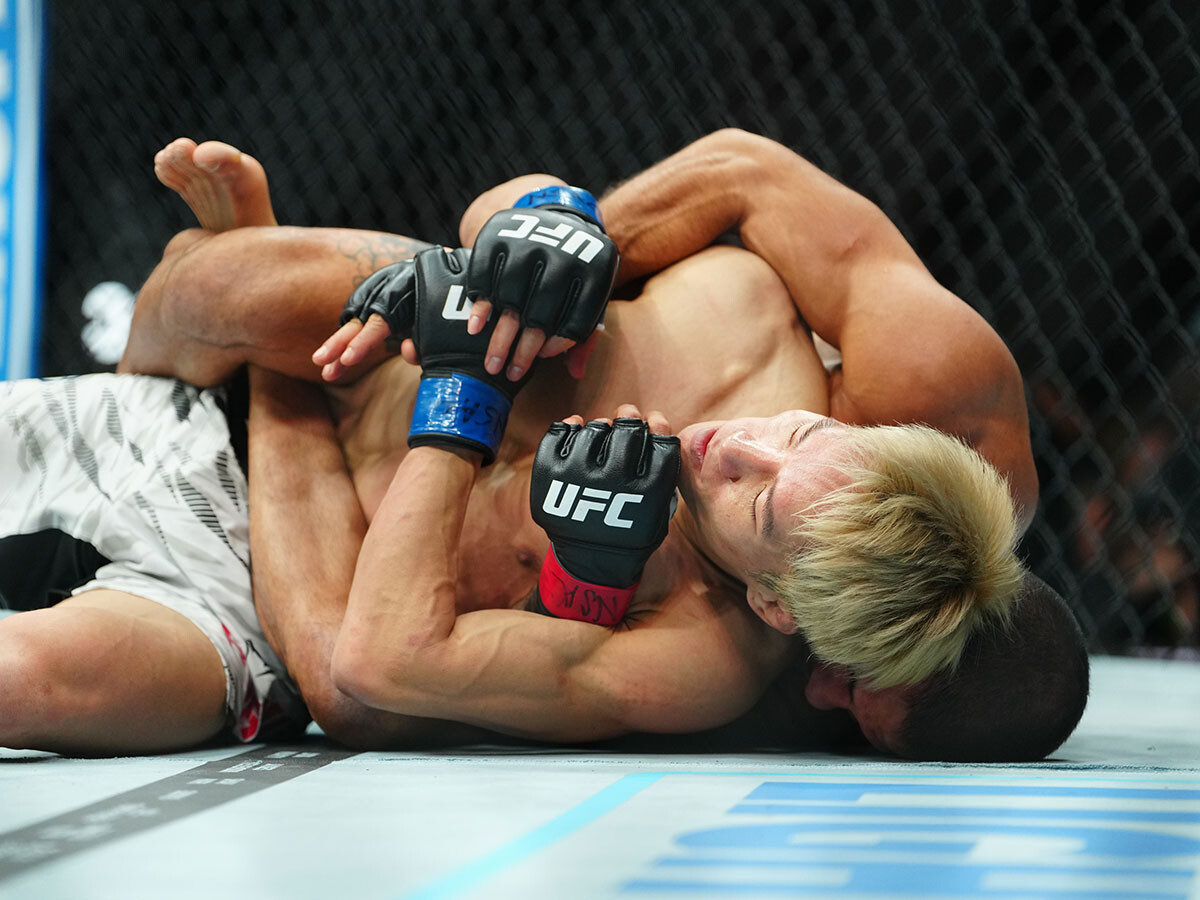 UFC初挑戦も、２ラウンドで一本負けを喫した朝倉海　photo by ZUMA Press/アフロ