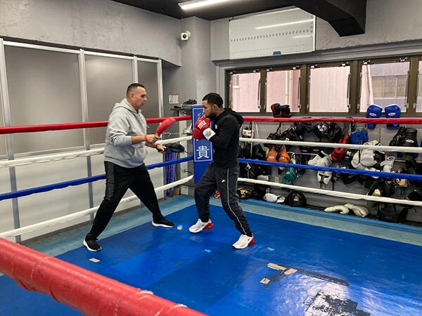 ワタナベジムで練習を行なったネリ