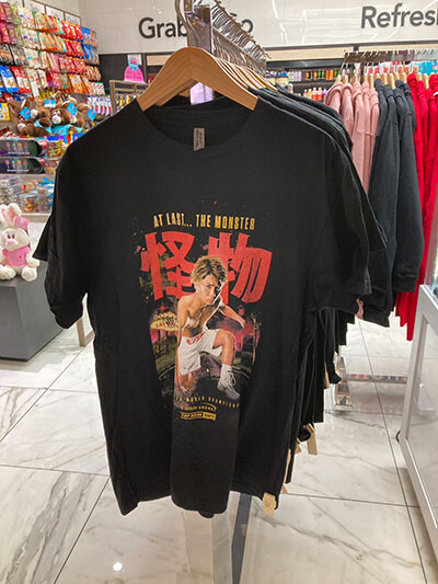 大人気だった怪物Ｔシャツphoto by Soichi Hayashi Sr.