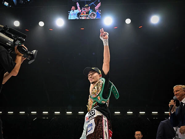 バンタム級のWBCとIBFの王座を統一した中谷　photo by Hiroaki Yamaguchi