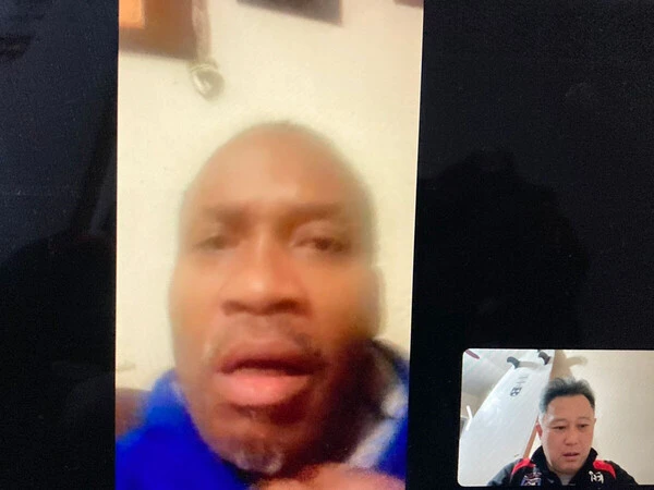 リモートでインタビューに答えたウィザスプーン。右下は筆者 photo by Soichi Hayashi Sr.