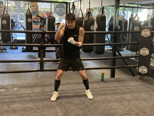 LAキャンプで調整を続ける中谷