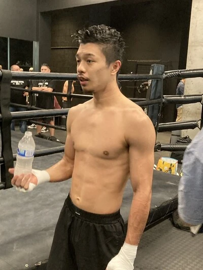 日々、自身の体の状態や目標などをノートに記しながら調整を進める