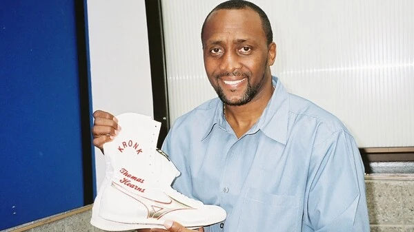 レナード戦で逆転のTKO負けを喫したハーンズ