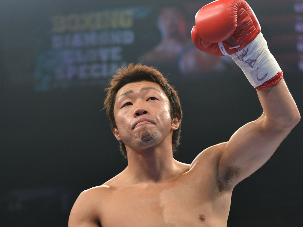 日本ボクシング世界王者列伝：八重樫東　14度の世界戦を戦い抜き「３階級制覇」を成し遂げた傷だらけの勲章