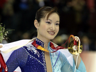 荒川静香トリノ五輪金メダルから10年。日本フィギュアの何が変わったのか