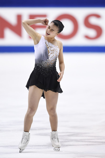 秘策を繰り出した坂本花織が全日本女王に ノックアウトしました フィギュア 集英社のスポーツ総合雑誌 スポルティーバ 公式サイト Web Sportiva