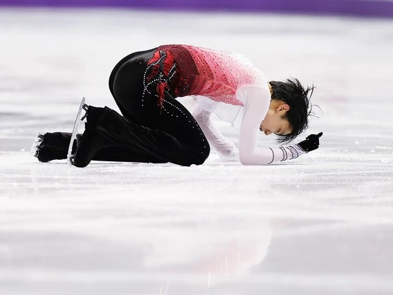 羽生結弦の13年世界選手権 なぜ満身創痍でも攻めることができたのか フィギュア 集英社のスポーツ総合雑誌 スポルティーバ 公式サイト Web Sportiva