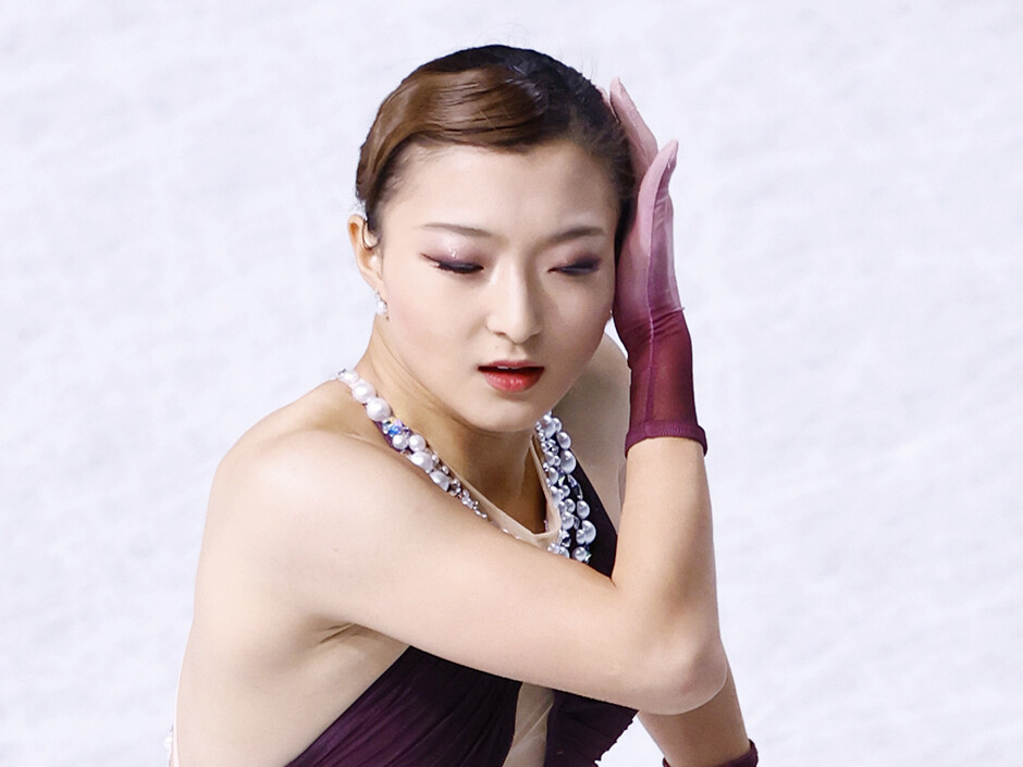 坂本花織は大号泣で「体内の水分が枯れそう」 GPファイナルで直面した、緊張をコントロールする難しさ