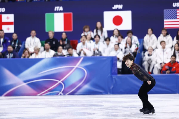 ミラノ・コルティナ五輪フィギュア団体男子フリー、最終滑走で演技した佐藤駿photo by Sunao Noto / JMPA