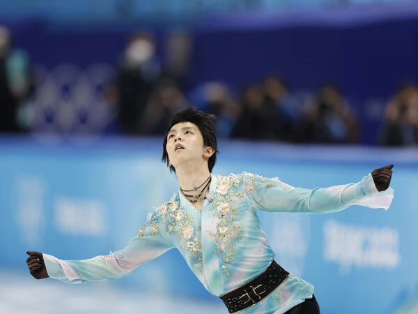 2022年北京五輪フリーの羽生結弦。冒頭では４回転アクセルに挑んだ photo by Kyodo News