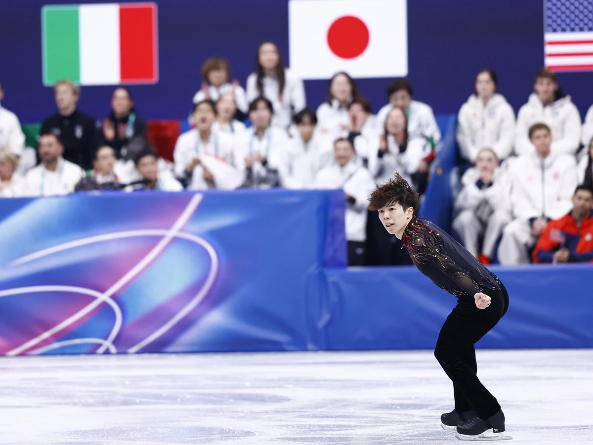 【ミラノ五輪】「優勝したかった...」佐藤駿は泣き崩れるも、王者マリニンに真っ向勝負を挑んだ勇姿に注がれた喝采