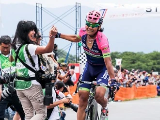 自転車選手大腿骨骨折最近誰