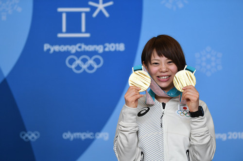 五輪で初めて実施されたマススタートで金メダルを獲得した髙木菜那