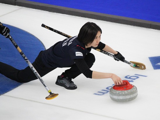 カーリング女子世界選手権に挑んだ北海道銀行。スキップの吉村紗也香は自身の決定力も課題のひとつに挙げた