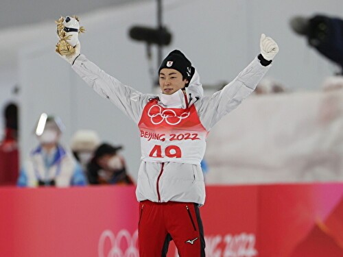  スキージャンプ男子に24年ぶりの金メダルをもたらした小林陵侑
