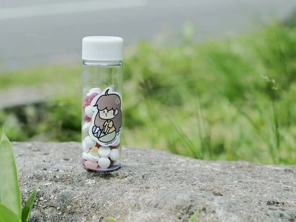100円均一店で購入した容器