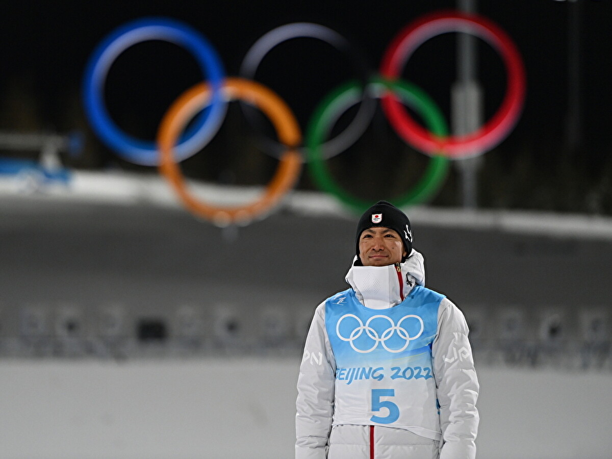渡部暁斗「これ以上、自分のためだけに時間を使うわけにはいかない」。これまでの五輪とは違う想いで臨んだ北京で執念の銅メダル