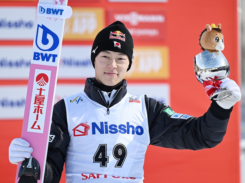 The strength regained by ski jumper Ryoyu Kobayashi. At the mercy of suit rule changes …