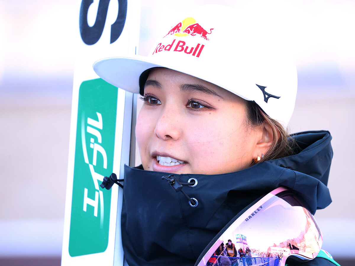 高梨沙羅が再び目指す「世界一の山」。新しいジャンプを模索中も、W杯札幌大会で見せた明るい表情の理由