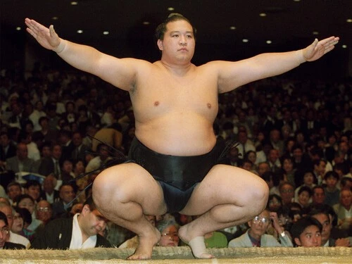 魁皇は大関として10年以上在位、そのキャラも多くの人々に愛された　photo by 時事通信社