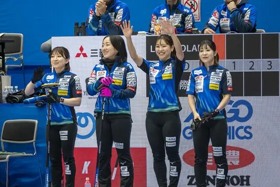 ２年ぶりの優勝を狙うロコ・ソラーレ　photo by Fujimaki Goh