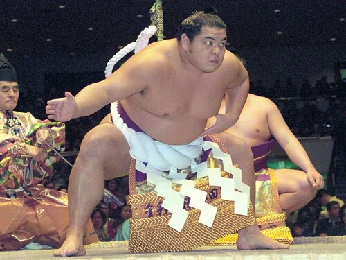 千代の富士の胸を借りて自身も横綱に上り詰めた北勝海　photo by Kyodo Newsg