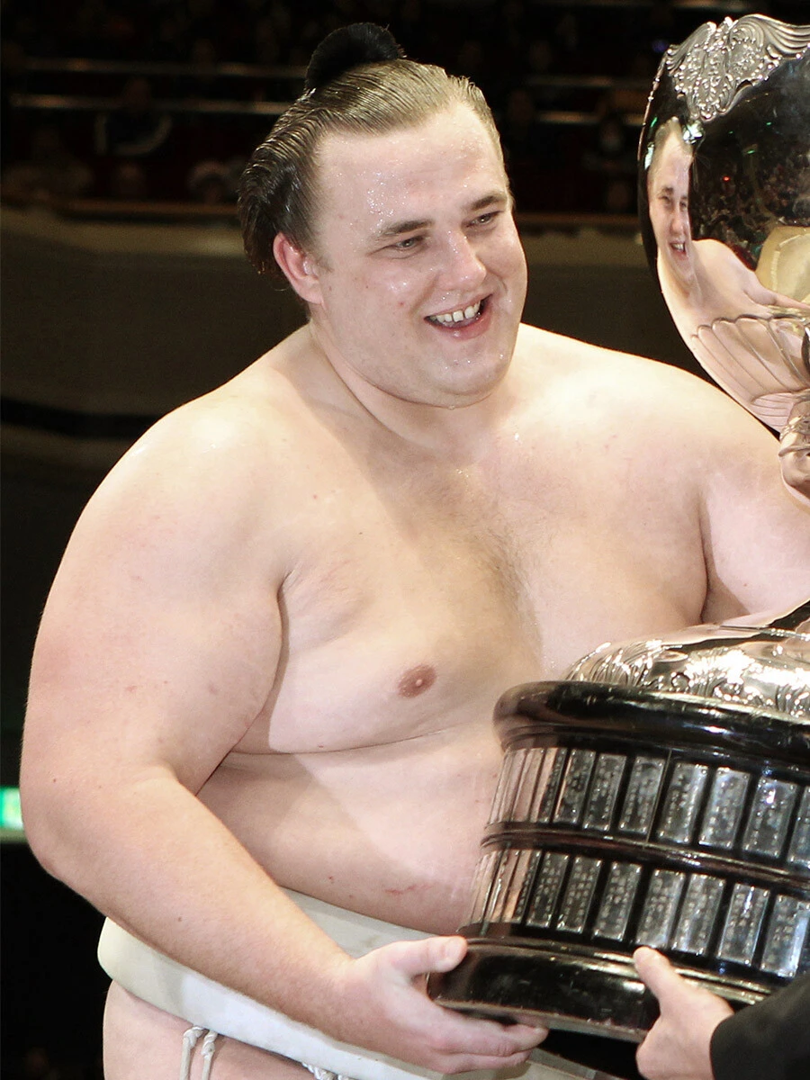 恵まれた体躯を武器に豪快な相撲を見せた把瑠都 photo by Jiji Press