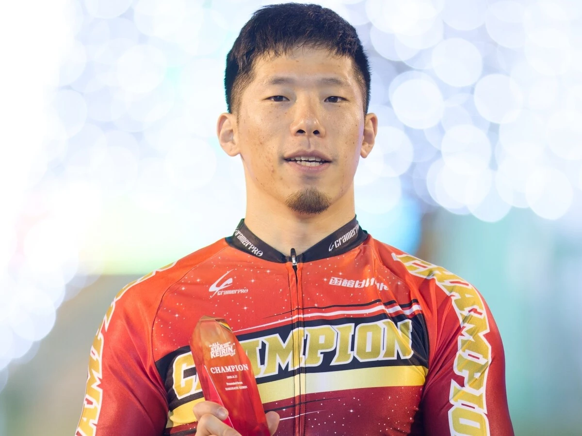 寺崎浩平のオールスター競輪でのGⅠ初優勝で見えた固い絆　２着・古性優作の「悔しいけどうれしい」の真意と競輪の深淵とは