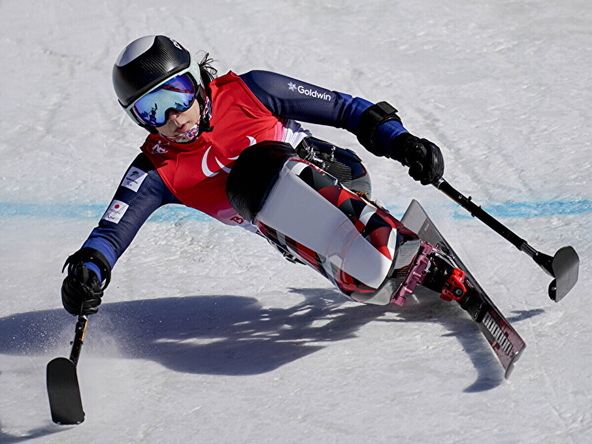 村岡桃佳、北京パラリンピックで金メダル。スキーと陸上の「二刀流」で「思わぬ副産物があった」